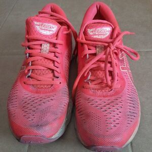 Saucony Oasis 2 Women's Red Running Sneakers Size US 8.5